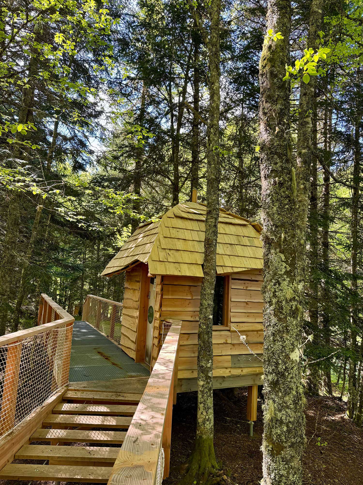 Les cabanes perchées du Somport